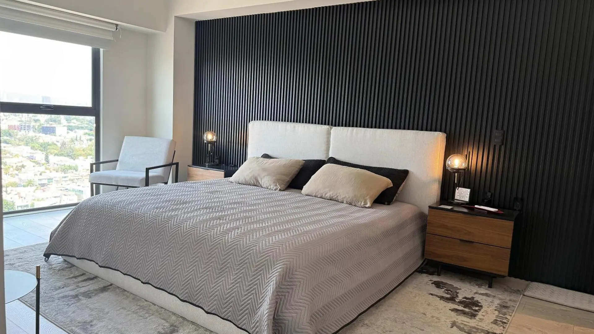 Luxury Apt Vista Increible Zona Expo Gdl contacts